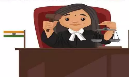 കോടതിയിൽ ചുരിദാർ: അനുമതി തേടി വനിത ഓഫിസർമാർ