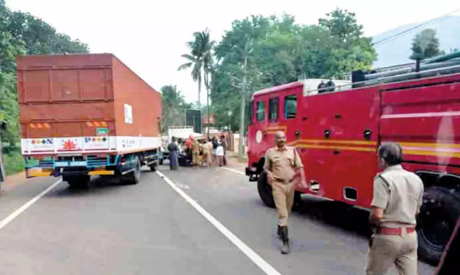 ലോറിയും പിക് അപ് വാനും കൂട്ടിയിടിച്ച് ഒരാൾക്ക് പരിക്ക്