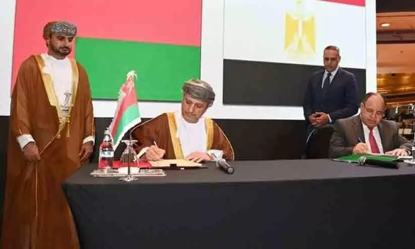 ഇ​ര​ട്ട നി​കു​തി ഒ​ഴി​വാ​ക്ക​ൽ; ഒ​മാ​നും ഈ​ജി​പ്തും ക​രാ​ർ ഒ​പ്പു​വെ​ച്ചു