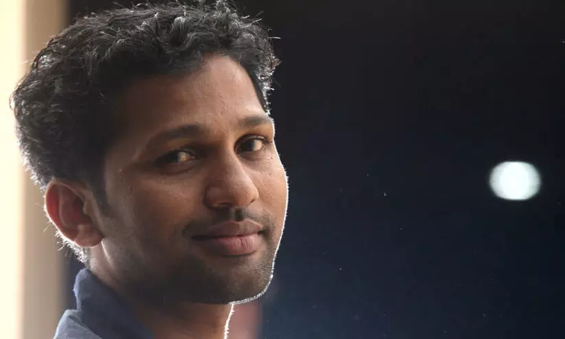 ‘മുസ്ലിമാണോ...വീടില്ല’; കൊച്ചിയിലെ ദുരനുഭവം പങ്കുവെച്ച് എഴുത്തുകാരൻ പി.വി ഷാജി കുമാർ ‘മുസ്ലിമാണോ...വീടില്ല’; കൊച്ചിയിലെ ദുരനുഭവം പങ്കുവെച്ച് എഴുത്തുകാരൻ പി.വി ഷാജി കുമാർ