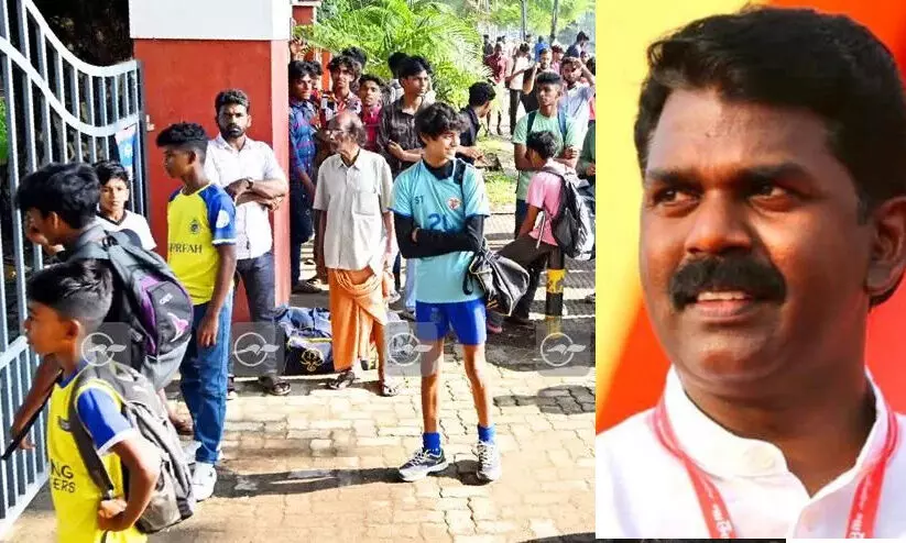 ബ്ലാസ്റ്റേഴ്സ് സെലക്ഷൻ ട്രയൽ തടഞ്ഞ സംഭവം: കുട്ടികളോട് മാപ്പ് ചോദിച്ച് പി.വി ശ്രീനിജിൻ എം.എൽ.എ