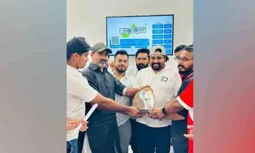 60 ത​വ​ണ ര​ക്ത​ദാ​നം; അ​ബ്​​ദു​ല്ല കു​ഞ്ഞി​യെ ആ​ദ​രി​ച്ചു