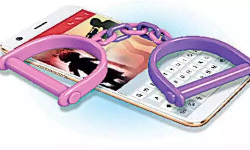 ഓപറേഷൻ പി ഹണ്ട്: ആറുപേർക്കെതിരെ കേസ്,  ഫോണിൽനിന്ന് കുട്ടികളുടെ നഗ്നചിത്രങ്ങൾ കണ്ടെടുത്തു