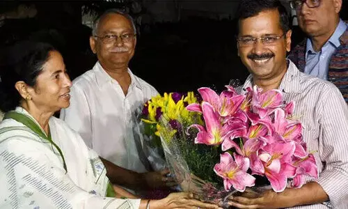 Kejriwal To Meet Mamata