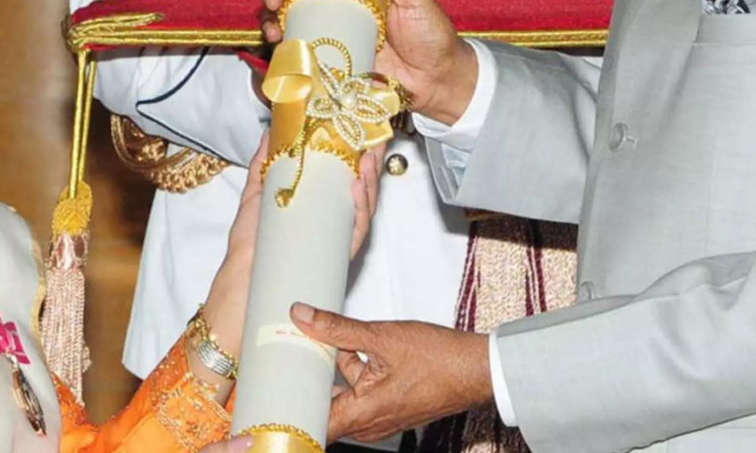 പത്മ പുരസ്കാരം: ശുപാര്‍ശ ചെയ്യേണ്ടവരെ കണ്ടെത്താന്‍ പരിശോധന സമിതി; മന്ത്രിസഭ തീരുമാനങ്ങൾ അറിയാം...