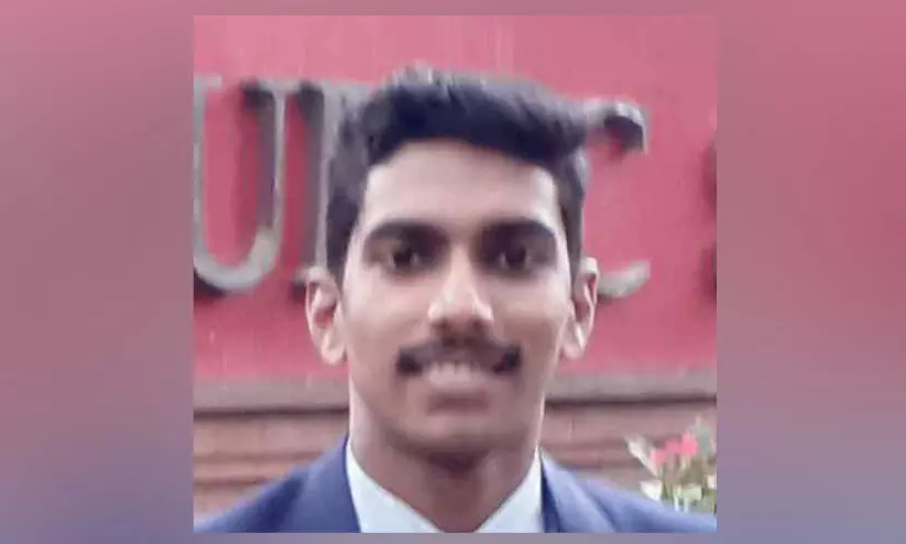 ആദ്യ ശ്രമത്തിൽ സിവിൽ സർവിസ് റാങ്ക് പട്ടികയിൽ ഇടംനേടി അജിത്ത് ആദ്യ ശ്രമത്തിൽ സിവിൽ സർവിസ് റാങ്ക് പട്ടികയിൽ ഇടംനേടി അജിത്ത്