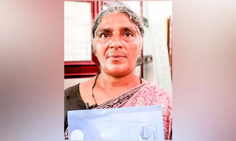 വന്യമൃഗങ്ങൾ വീട് നശിപ്പിച്ചു; അദാലത്തിൽ സരസമ്മക്ക് അടച്ചുറപ്പുള്ള വീടിന് അനുമതി വന്യമൃഗങ്ങൾ വീട് നശിപ്പിച്ചു; അദാലത്തിൽ സരസമ്മക്ക് അടച്ചുറപ്പുള്ള വീടിന് അനുമതി