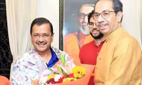 Arvind Kejriwal, Uddhav Thackeray