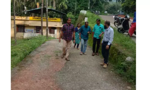 വില്ലേജ് ഓഫീസിലെ കൈക്കൂലി: നിരക്ക്‌ ആളും തരവും നോക്കി