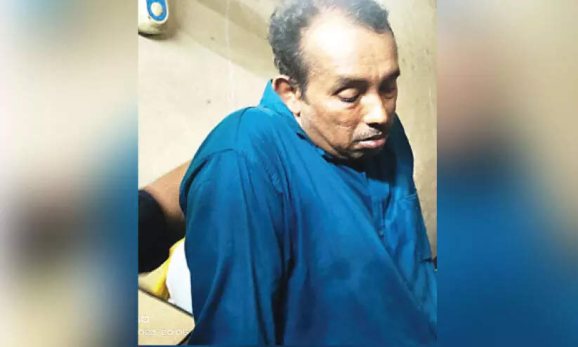 ഞെക്കിപ്പിഴിയുന്ന ‘സേവനം’ ഞെക്കിപ്പിഴിയുന്ന ‘സേവനം’