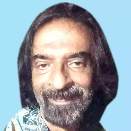 ശി​ൽ​പി സി.​ജി. പ്രി​ൻ​സ്