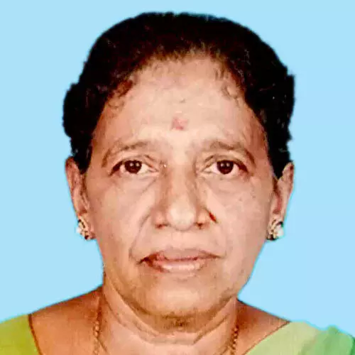 ശ്യാ​മ​ള