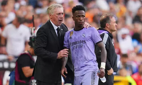 വിനീഷ്യസിന്‍റെ ചുവപ്പ് കാർഡ് റദ്ദാക്കി; വലൻസിയക്ക് പിഴയും കാണികളെ പ്രവേശിപ്പിക്കുന്നതിന് ഭാഗിക വിലക്കും