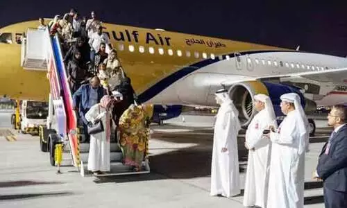 സു​ഡാ​നി​ൽ​നി​ന്നു​ള്ള ബ​ഹ്‌​റൈ​ൻ പൗ​ര​ന്മാ​രു​മാ​യി ഗ​ൾ​ഫ് എ​യ​ർ വി​മാ​നം എ​ത്തി