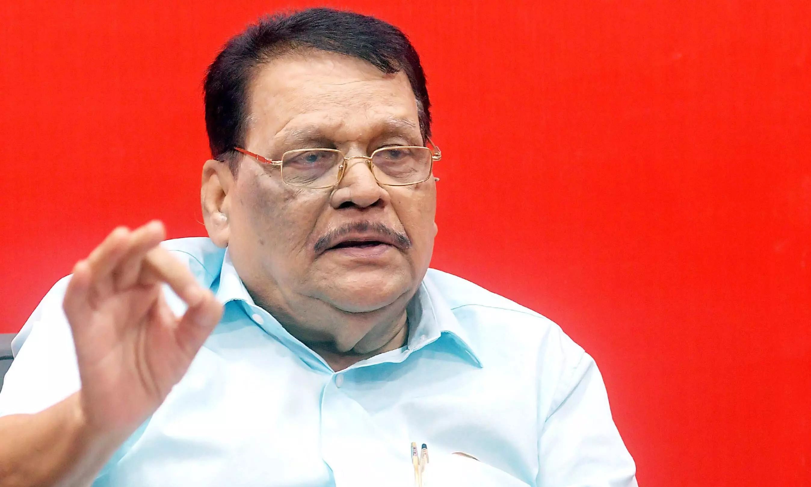 ‘‘ആ ബിൽ അവതരിപ്പിച്ചത് ആദിവാസികൾക്ക് നന്മ വരണം എന്ന ഉദ്ദേശ്യത്തോടുകൂടി’’; കെ.ഇ. ഇസ്മയിൽ പ്രതികരിക്കുന്നു ‘‘ആ ബിൽ അവതരിപ്പിച്ചത് ആദിവാസികൾക്ക് നന്മ വരണം എന്ന ഉദ്ദേശ്യത്തോടുകൂടി’’; കെ.ഇ. ഇസ്മയിൽ പ്രതികരിക്കുന്നു