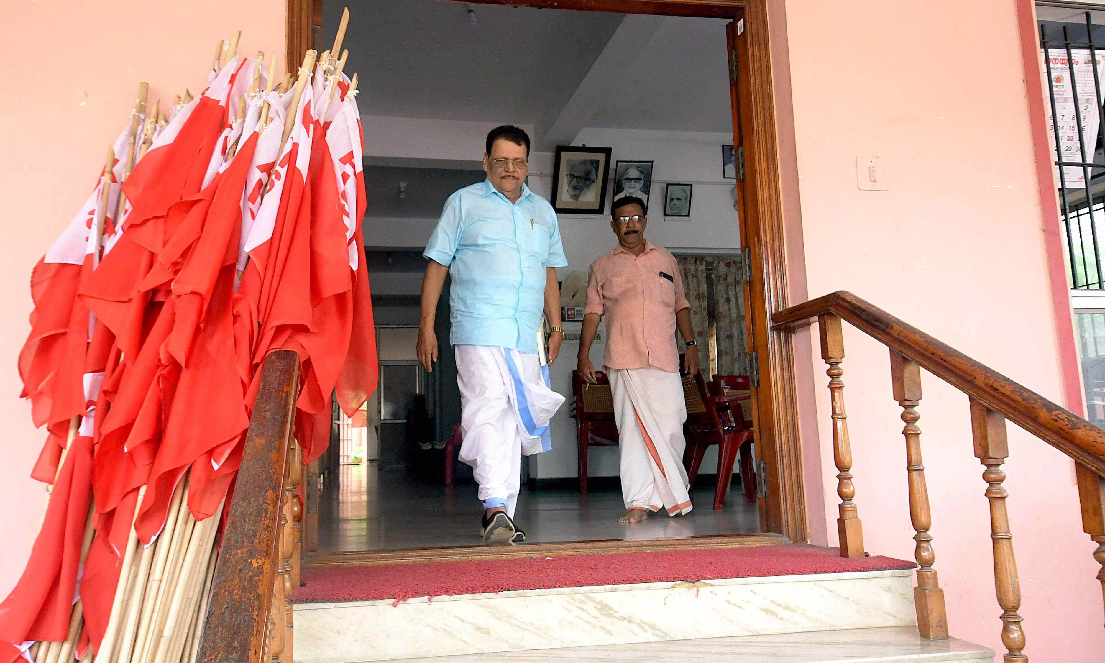 കെ.ഇ. ഇസ്മയിൽ കെ.ഇ. ഇസ്മയിൽ