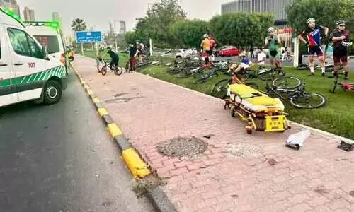 സൈക്കിൾ സവാരിക്കാർക്കിടയിലേക്ക് വാഹനം ഇടിച്ചുകയറി നിരവധി പേർക്ക് പരിക്ക്