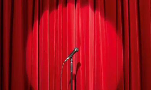 ‘അഹം അഹം’ എന്ന നാടകം ‘അഹം അഹം’ എന്ന നാടകം