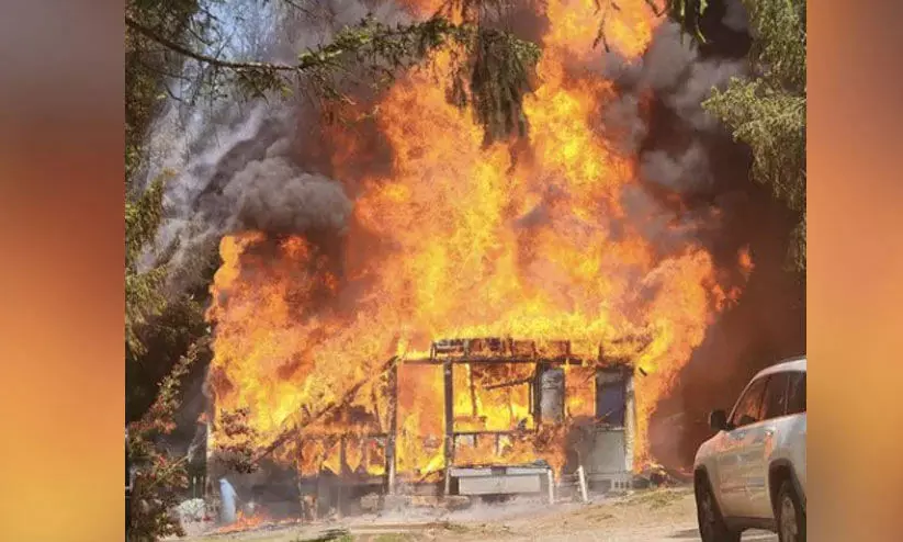 boy set home on fire