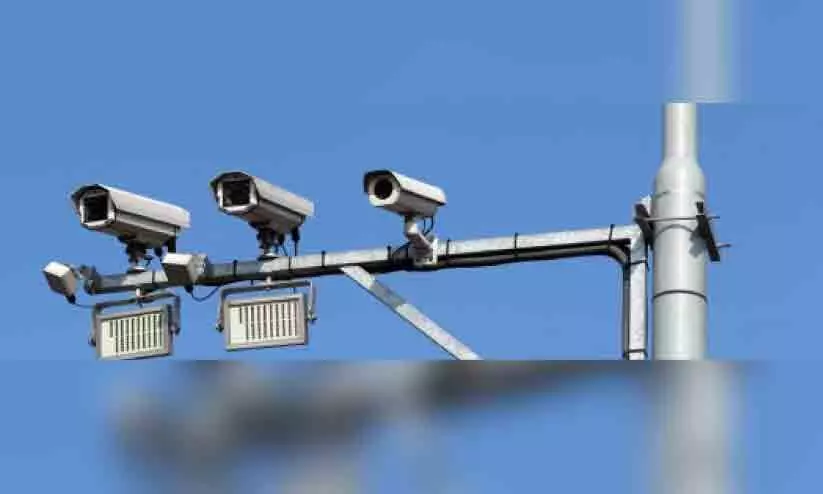 ഷാർജയുടെ കണ്ണായി 65,000 കാമറകൾ ഷാർജയുടെ കണ്ണായി 65,000 കാമറകൾ