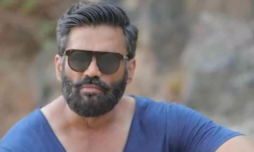 Suniel Shetty remembers receiving calls from the underworld