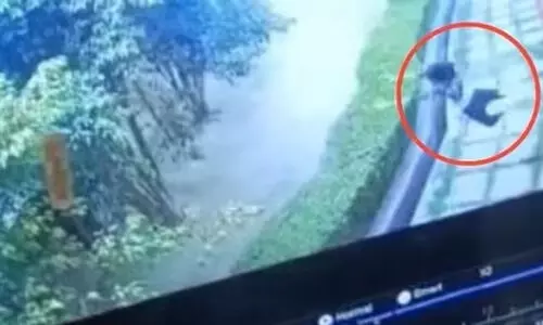 യു.പിയിൽ സ്കൂളിലെ അധ്യാപകർ 15 വയസുകാരിയെ കൂട്ടബലാത്സംഗത്തിനിരയാക്കി കൊന്നു