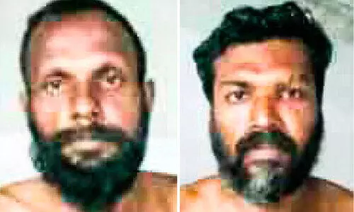 കാറിന്റെ ചില്ല് തകർത്ത് സ്വർണവും പണവും കവർന്നവർ പിടിയിൽ