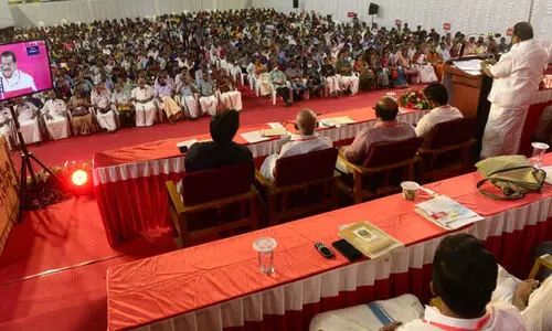 കേന്ദ്രസർക്കാരിന്റെ ജനവിരുദ്ധ നയങ്ങൾക്കെതിരെ തൊഴിലെടുക്കുന്നവരുടെ ഐക്യം ശക്തിപ്പെടണമെന്ന് ഇ.പി