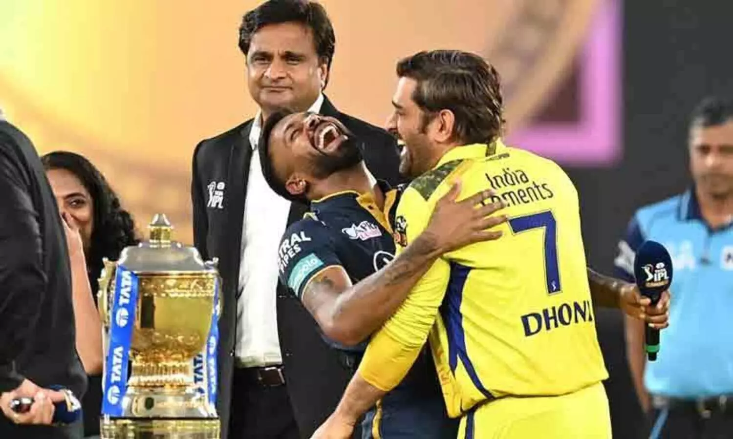 ഐ.പി.എൽ ഫൈനൽ: ടോസ് നേടിയ ചെന്നൈ ഫീൽഡിംഗ് തിരഞ്ഞെടുത്തു