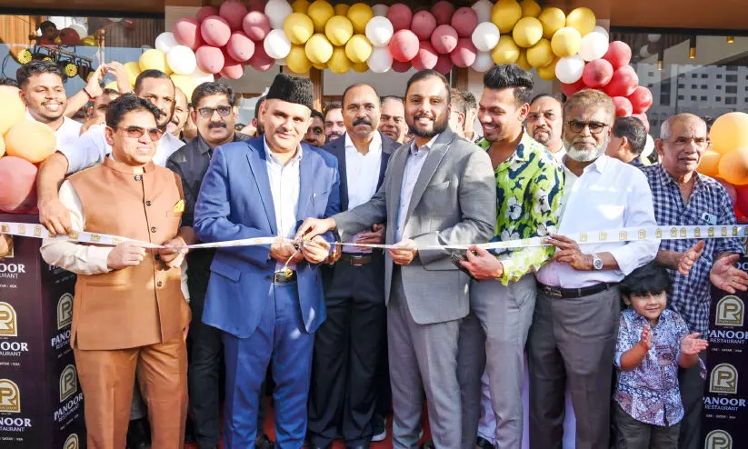പാനൂർ റസ്റ്റാറന്റിന്റെ 11ാം ഔട്ട്ലെറ്റ് തുറന്നു പാനൂർ റസ്റ്റാറന്റിന്റെ 11ാം ഔട്ട്ലെറ്റ് തുറന്നു