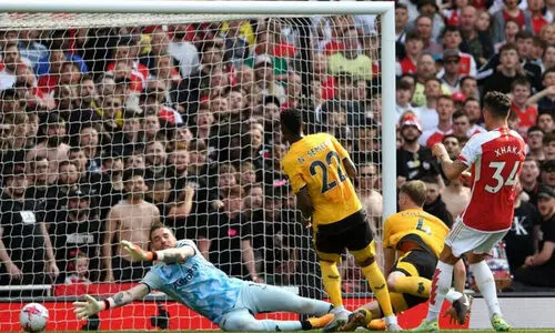 അവസാന മത്സരത്തിൽ തോൽവിയറിഞ്ഞ് സിറ്റി; തകർപ്പൻ ജയത്തോടെ ആഴ്സണൽ