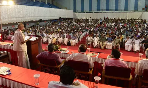 തൊഴിലവകാശങ്ങൾ നിഷേധിക്കുന്ന പ്രതിലോമ ശക്തികൾക്കെതിരെ ഐക്യസമരം ഉയരണമെന്ന് എളമരം കരീം