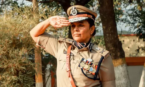 എൻഫോഴ്സ്മെന്‍റ് അധികാരമില്ലാത്ത, മെലിഞ്ഞ ഫയർഫോഴ്സിന് നോട്ടീസ് നൽകാേന സാധിക്കൂ -ഡി.ജി.പി സന്ധ്യ