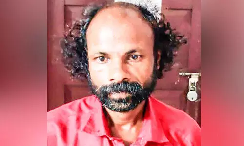 പെ​ൺ​കു​ട്ടി​യോ​ട് അ​പ​മ​ര്യാ​ദ​യാ​യി പെ​രു​മാ​റി; 42കാരൻ അറസ്റ്റിൽ