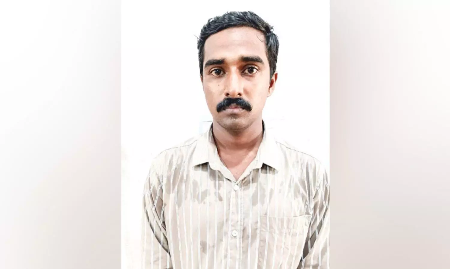 ഹെൽത്ത് ഇൻസ്പെക്ടർ ചമഞ്ഞ് ലക്ഷങ്ങൾ തട്ടിയ കേസിൽ യുവാവ് അറസ്റ്റിൽ