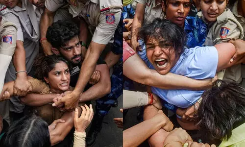 wrestlers protest 786756