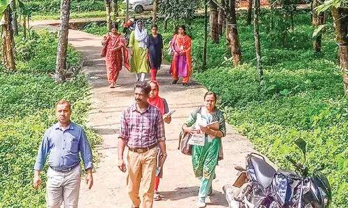 ഡെങ്കിപ്പനി: അടക്കാകുണ്ടിൽ പരിശോധന നടത്തി ഡെങ്കിപ്പനി: അടക്കാകുണ്ടിൽ പരിശോധന നടത്തി