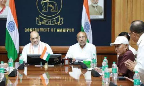 മണിപ്പൂരിൽ സംഘർഷം തുടരുന്നു; യോഗം ചേർന്ന് അമിത് ഷാ മണിപ്പൂരിൽ സംഘർഷം തുടരുന്നു; യോഗം ചേർന്ന് അമിത് ഷാ
