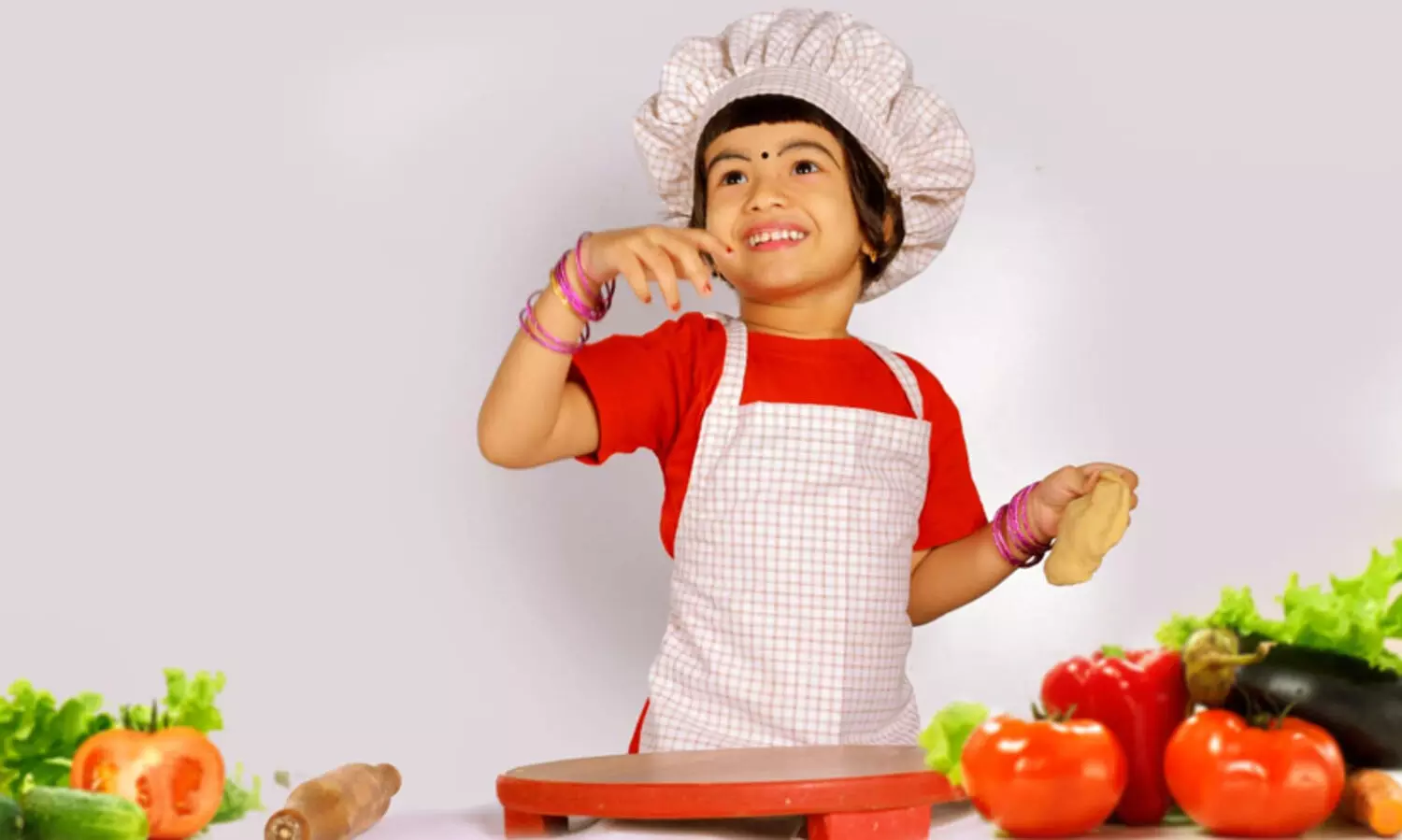 വയസ്സ് നാല്: കാമറയുടെ മുന്നിൽ അഴകായി സെറ