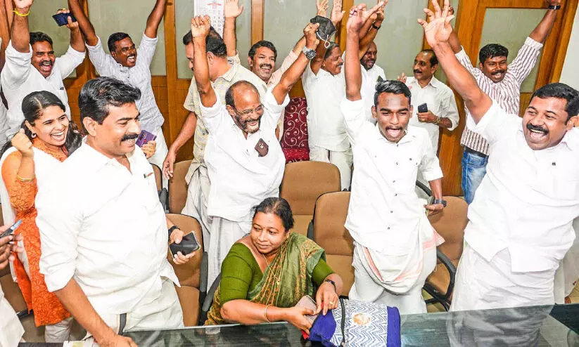 കോട്ടയത്ത് യു.ഡി.എഫിന് ആശ്വാസം; ഒപ്പത്തിനൊപ്പം കോട്ടയത്ത് യു.ഡി.എഫിന് ആശ്വാസം; ഒപ്പത്തിനൊപ്പം