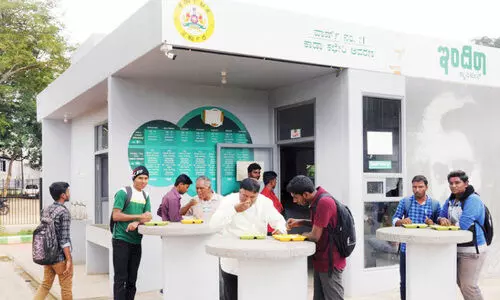 ഇ​ന്ദി​ര കാ​ന്റീ​നു​ക​ൾ പു​ന​രു​ജ്ജീ​വി​പ്പി​ക്കു​ന്നു ആ​വ​ശ്യം 300 കോ​ടി രൂ​പ