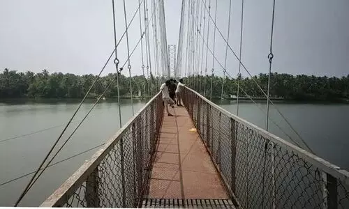 വട്ടം കറങ്ങി ദുരിതയാത്ര വട്ടം കറങ്ങി ദുരിതയാത്ര