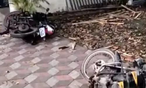 സ്കൂൾ പ്രവേശനോത്സവ ഒരുക്കത്തിനിടെ എസ്.എഫ്.ഐ - കെ.എസ്.യു സംഘർഷം