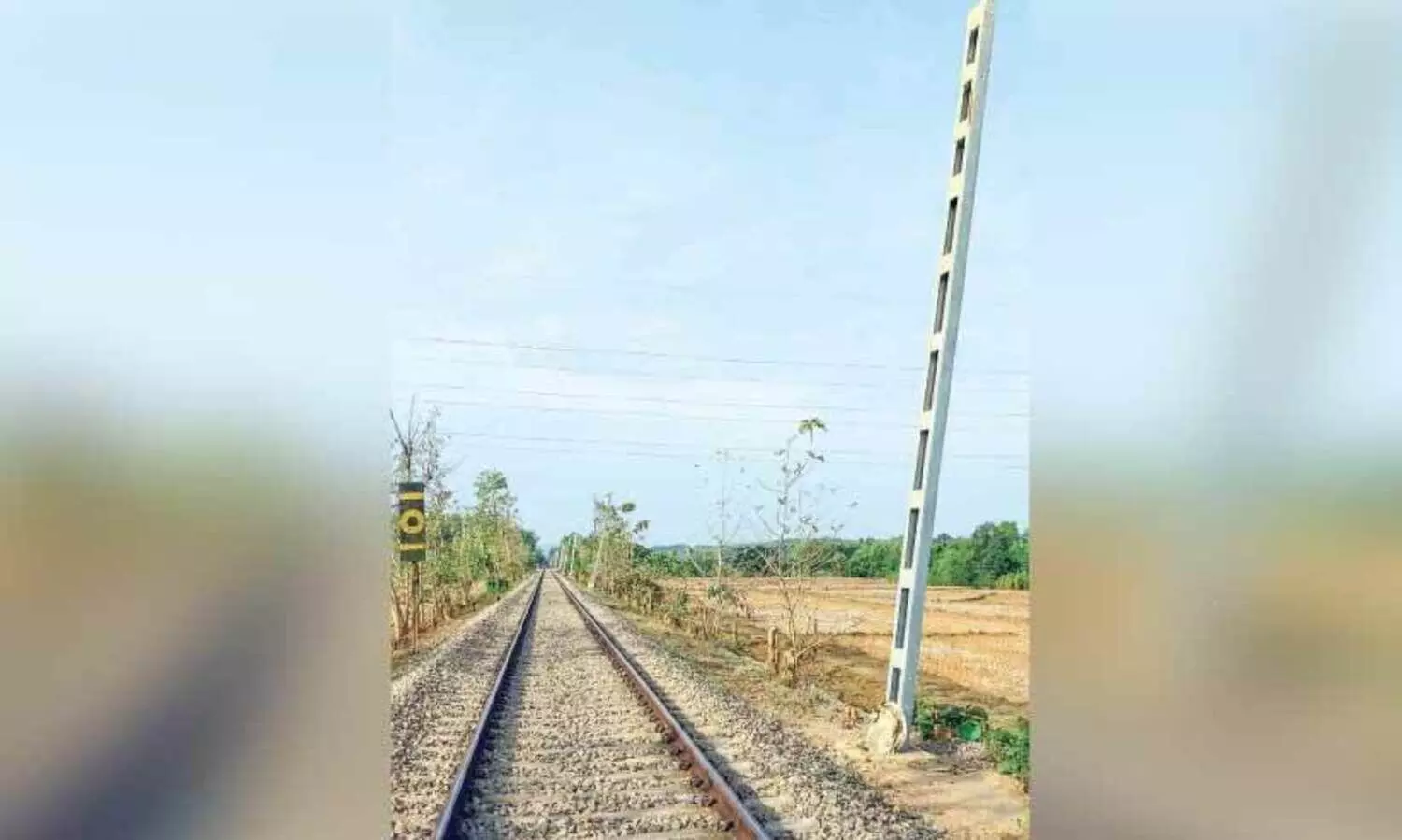 ഷൊർണൂർ-നിലമ്പൂർ പാത വൈദ്യുതീകരണം: കാൽ നാട്ടിത്തുടങ്ങി