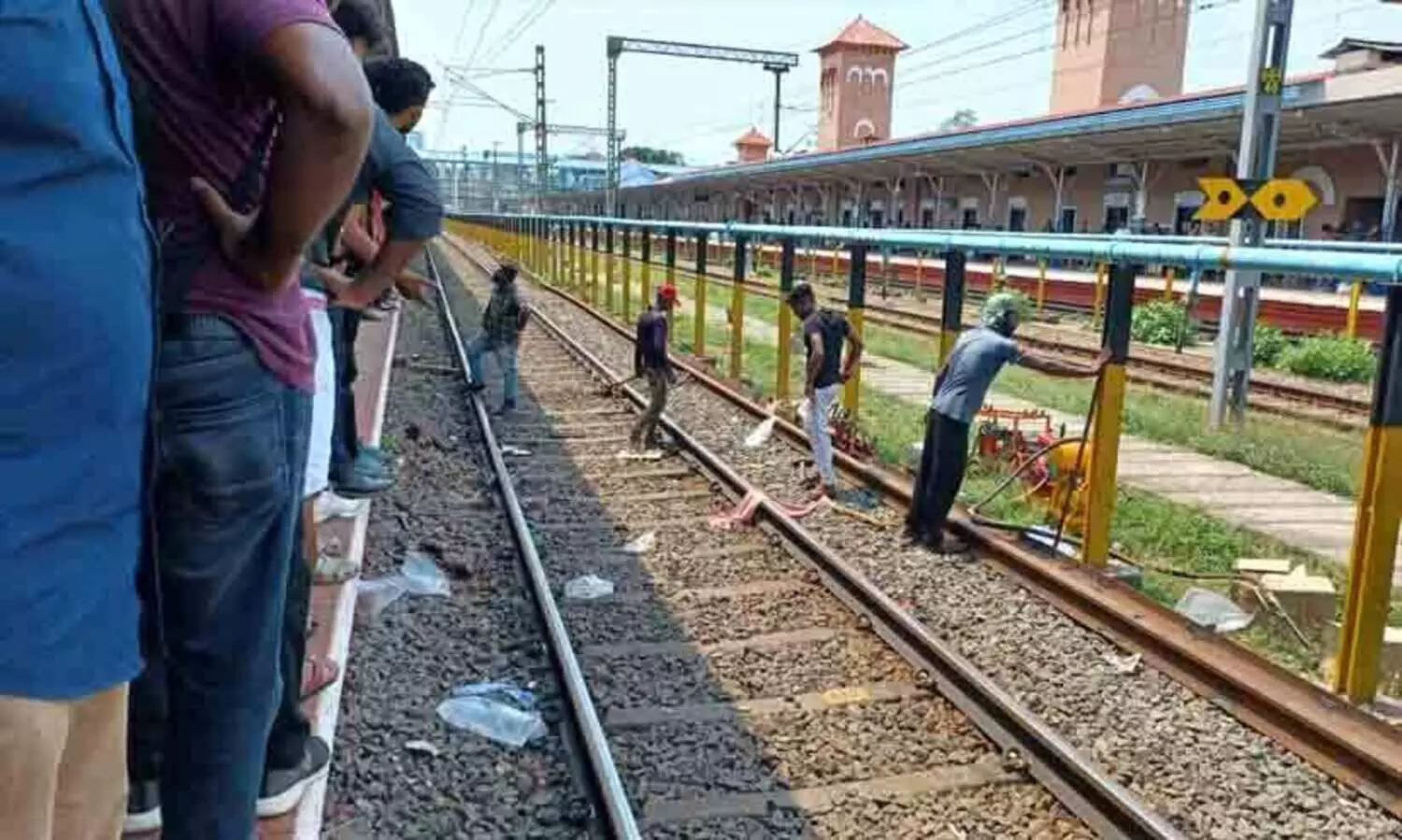 jan shatabdi train service disrupted