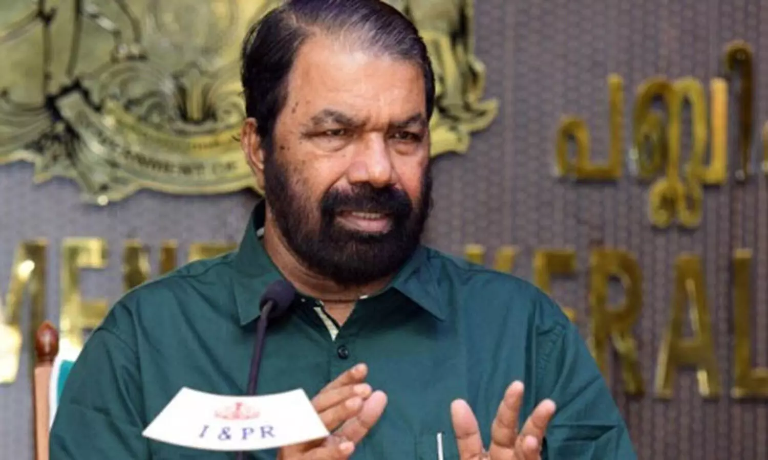 എസ്.സി.ഇ.ആർ.ടി യുടെ പാഠപുസ്തകം എന്ന പേരിൽ മഴയുമായി ബന്ധപ്പെട്ട് പ്രചരിക്കുന്ന ഭാഗം സംഘപരിവാർ നുണ ഫാക്ടറിയുടെ ഉൽപ്പന്നമെന്ന് വി. ശിവൻകുട്ടി