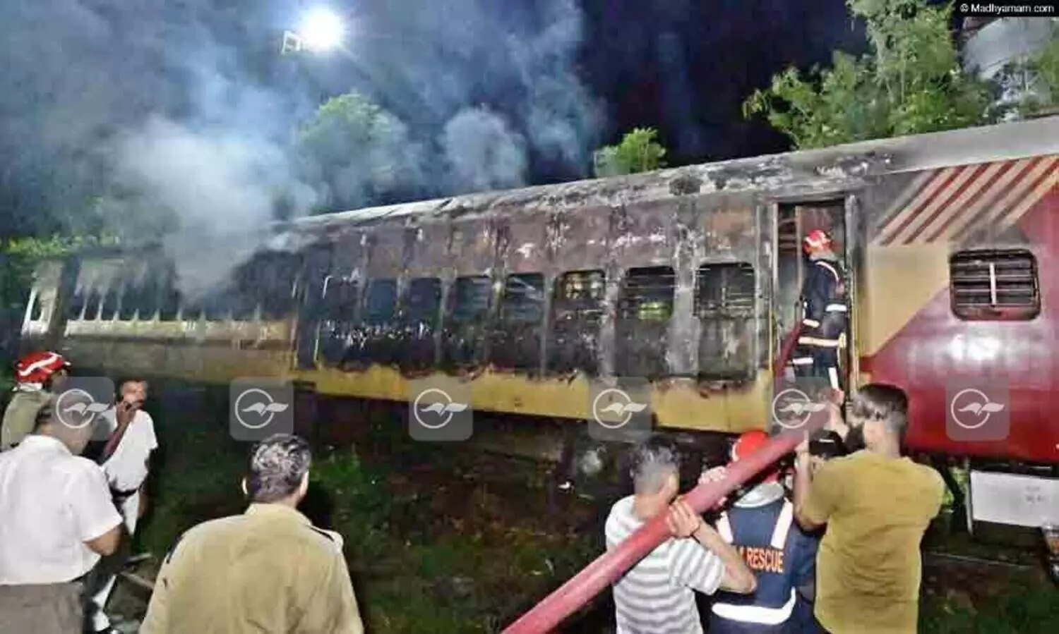 ‘ട്രെയിൻ കത്തിച്ച പ്രസൂൺ ജിത്ത് കണ്ണൂരിലെത്തിയത് മൂന്ന് ദിവസം മുമ്പ്, ജോലിയില്ലാതെ നടന്നതിനാൽ മാനസിക സമ്മർദമുണ്ടായി’ -ഐ.ജി നീരജ് കുമാർ