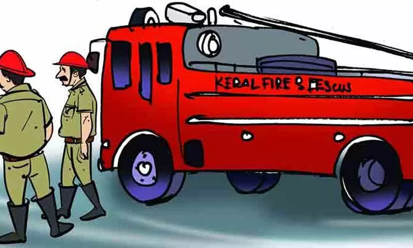 ചാരുംമൂട് കേന്ദ്രമാക്കി അഗ്നിരക്ഷാസേന യൂനിറ്റ് സ്ഥാപിക്കണമെന്ന ആവശ്യം ശക്തമാകുന്നു ചാരുംമൂട് കേന്ദ്രമാക്കി അഗ്നിരക്ഷാസേന യൂനിറ്റ് സ്ഥാപിക്കണമെന്ന ആവശ്യം ശക്തമാകുന്നു