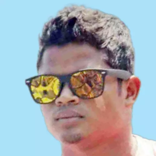 ഇ​രു​ച​ക്ര​വാ​ഹ​ന​ങ്ങ​ൾ കൂ​ട്ടി​യി​ടി​ച്ച് യു​വാ​വ് മ​രി​ച്ചു