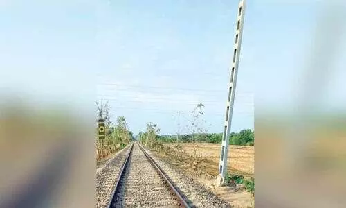 ഷൊർണൂർ-നിലമ്പൂർ പാത വൈദ്യുതീകരണം: കാൽ നാട്ടിത്തുടങ്ങി